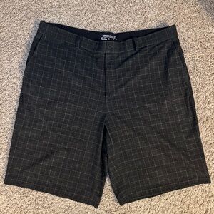 Nike golf‎ men’s plaid dri-fit shorts size 40